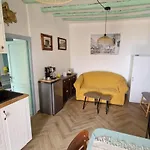 Sant'antonio 1 شقة *